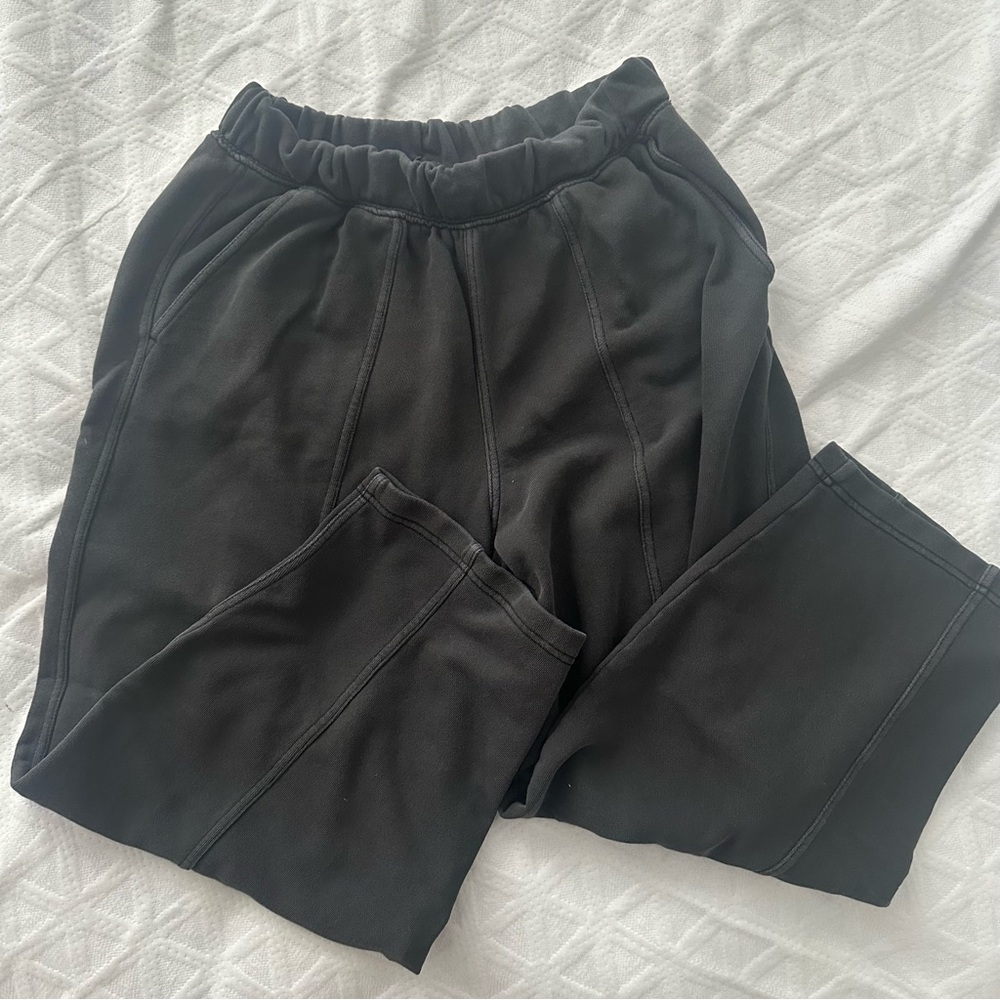Aerie Seams Right Barrel Leg Sweatpant
